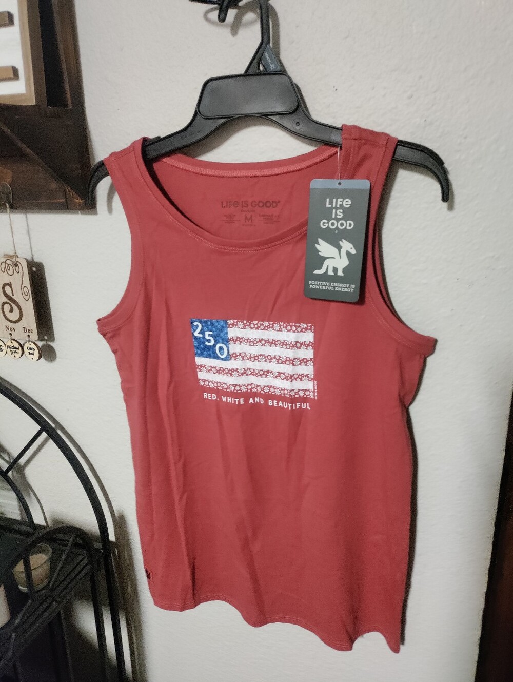 New Life Is Good 250 Tank Top Size Medium
